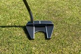 The Toulon Las Vegas H7 putter has a flow neck hosel
